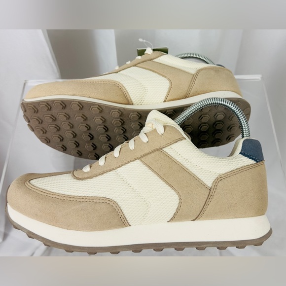 Men's Chester Retro Sneakers - Goodfellow & Co Off- White.      US 7.        NWT - Picture 7 of 11